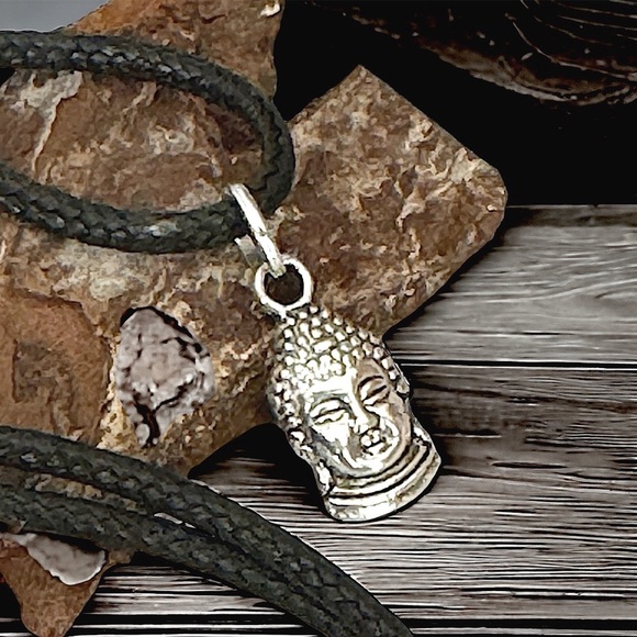 5 For $25💫Small Silver Buddha Zen Pendant Necklace - Picture 3 of 6